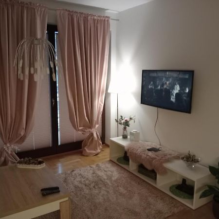 Suzanna Arkadia Apartment Varşovia Exterior foto